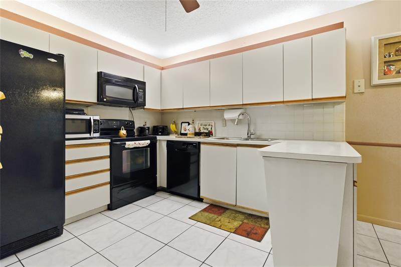 6768 10TH Avenue Lake Worth FL 33467