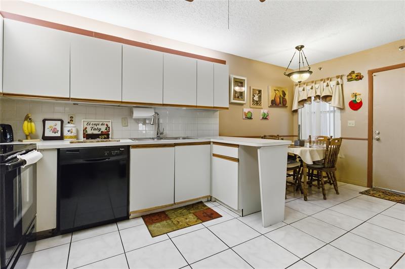 6768 10TH Avenue Lake Worth FL 33467