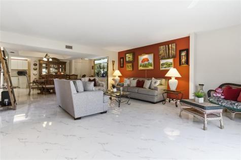 6768 10TH Avenue Lake Worth FL 33467