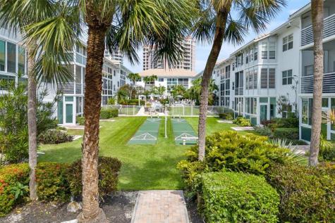 1461 S Ocean Boulevard Lauderdale By The Sea FL 33062