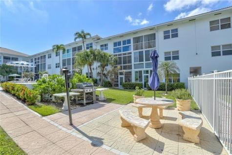 1461 S Ocean Boulevard Lauderdale By The Sea FL 33062