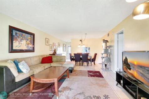 100 Lake Meryl Drive West Palm Beach FL 33411