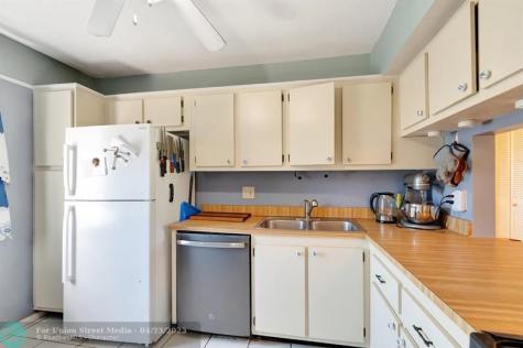 100 Lake Meryl Drive West Palm Beach FL 33411
