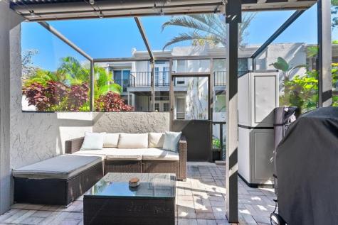 656 Kensington Place Fort Lauderdale FL 33305