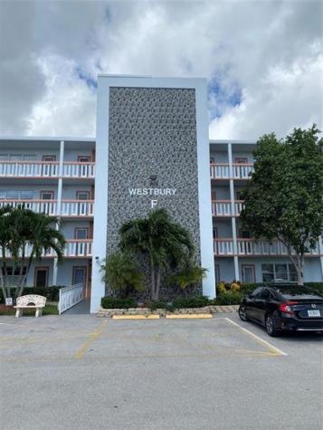 3012 Westbury F Deerfield Beach FL 33442