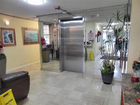 3671 Environ Boulevard Lauderhill FL 33319