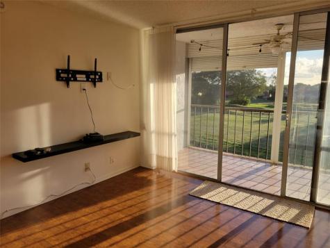 3671 Environ Boulevard Lauderhill FL 33319