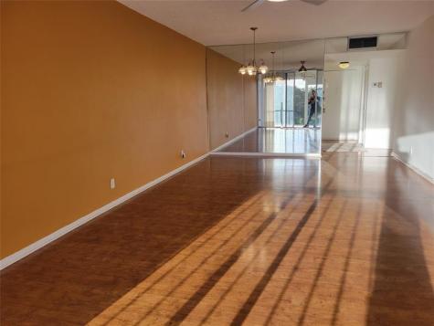 3671 Environ Boulevard Lauderhill FL 33319