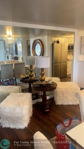 2425 Presidential Way West Palm Beach FL 33401