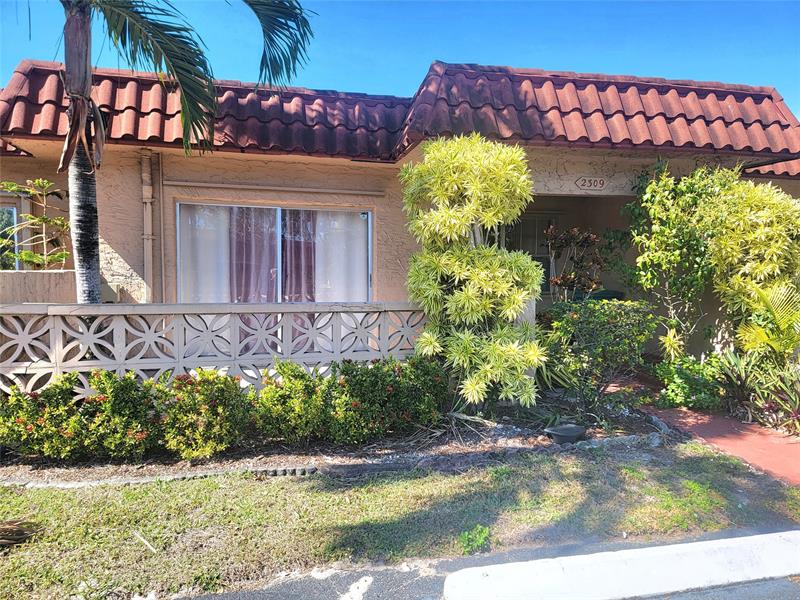 2309 SW 81st Terrace North Lauderdale FL 33068