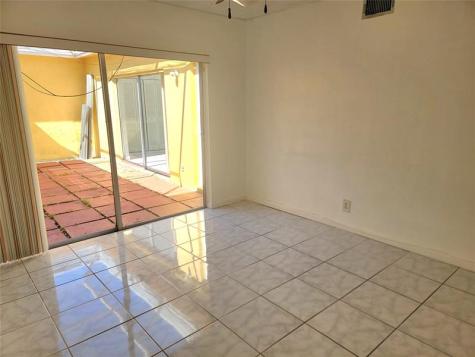 2309 SW 81st Terrace North Lauderdale FL 33068