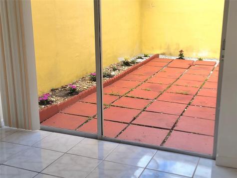 2309 SW 81st Terrace North Lauderdale FL 33068
