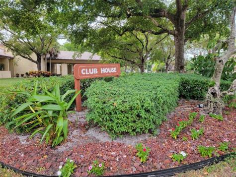2309 SW 81st Terrace North Lauderdale FL 33068