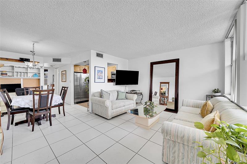 9061 Sunrise Lakes Boulevard Sunrise FL 33322