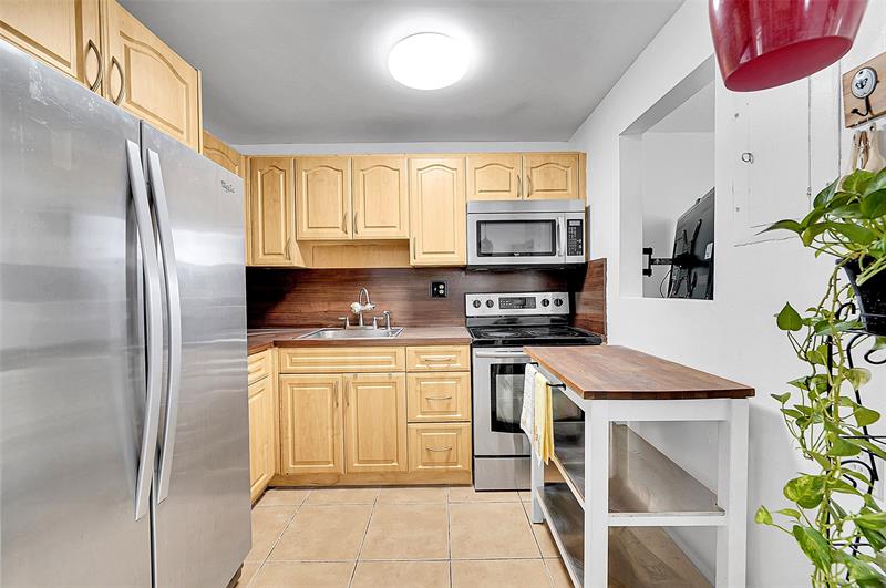 9061 Sunrise Lakes Boulevard Sunrise FL 33322