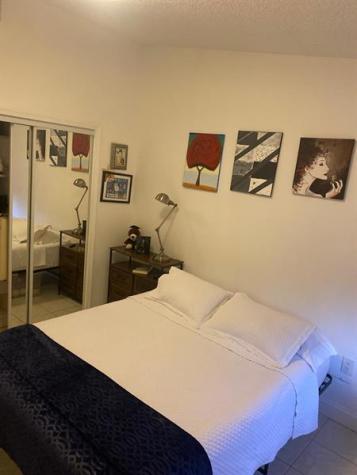 2645 NE 164th Street North Miami Beach FL 33160
