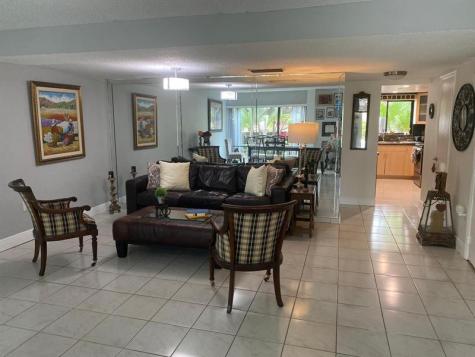 2645 NE 164th Street North Miami Beach FL 33160