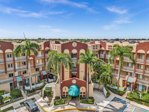 7715 Southampton Terrace Tamarac FL 33321