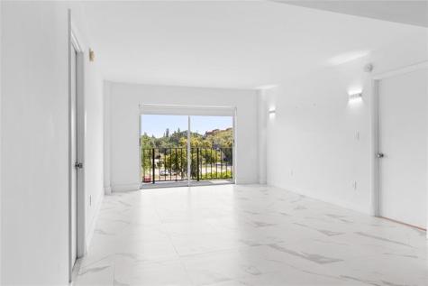 4164 Inverrary Drive Lauderhill FL 33319