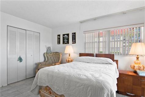 11 S Vista Palm Lane Vero Beach FL 32962