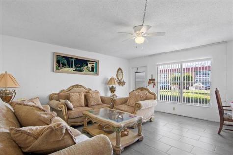11 S Vista Palm Lane Vero Beach FL 32962