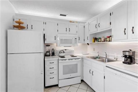 11 S Vista Palm Lane Vero Beach FL 32962