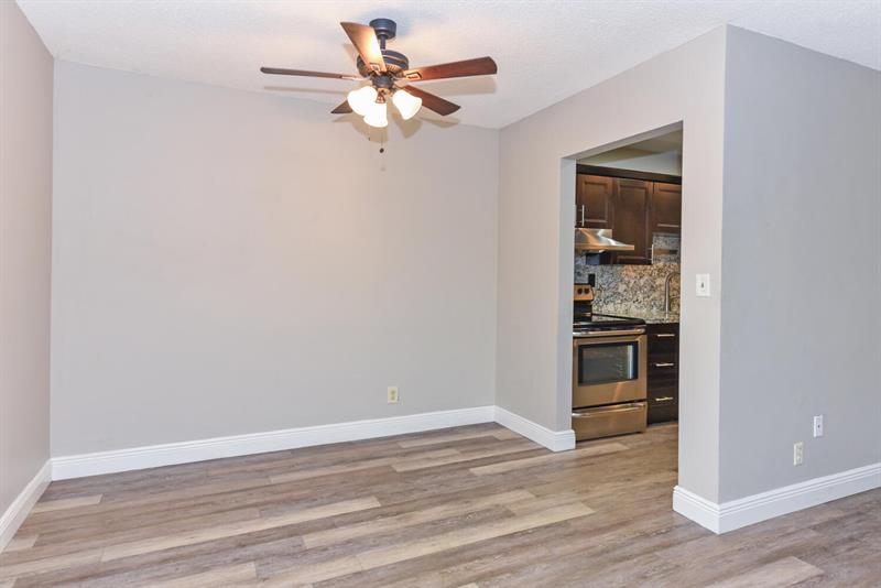 298 SW 6th Street Boca Raton FL 33432