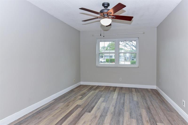 298 SW 6th Street Boca Raton FL 33432