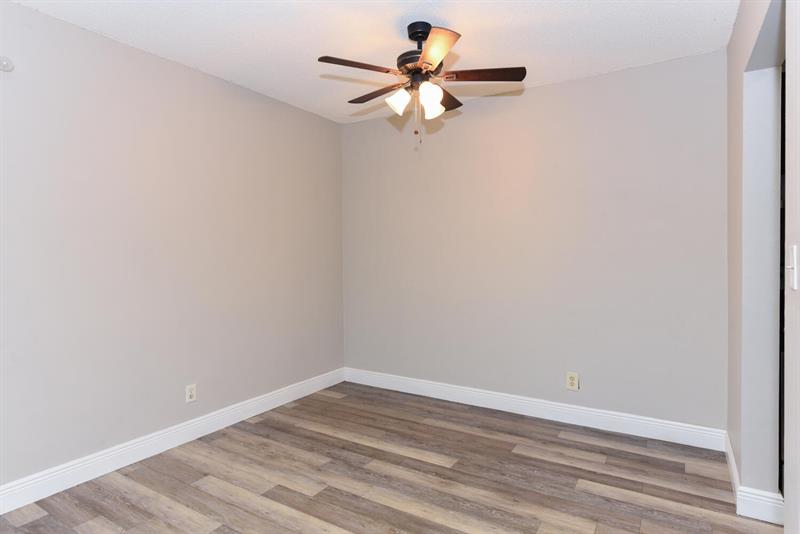 298 SW 6th Street Boca Raton FL 33432