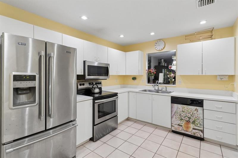 3679 NW 91st Lane Sunrise FL 33351