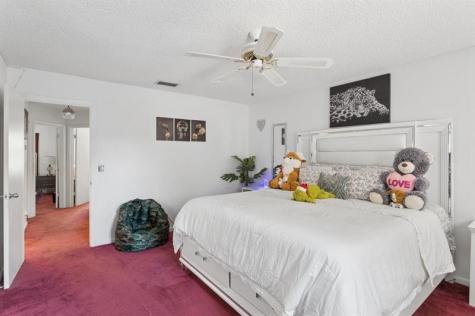 3679 NW 91st Lane Sunrise FL 33351