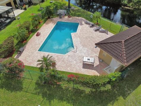 3679 NW 91st Lane Sunrise FL 33351