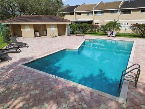 3679 NW 91st Lane Sunrise FL 33351