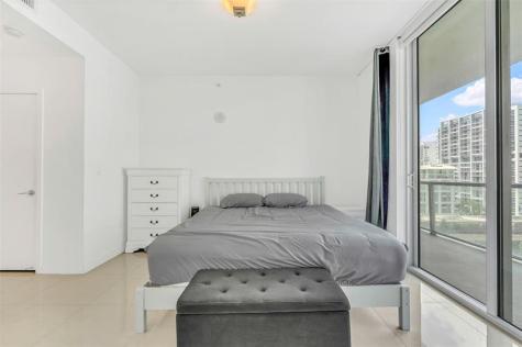 1111 SW 1st Avenue Miami FL 33130