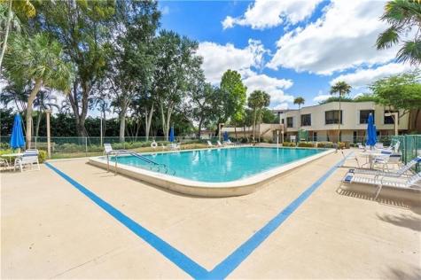 1400 Saint Charles Place Pembroke Pines FL 33026