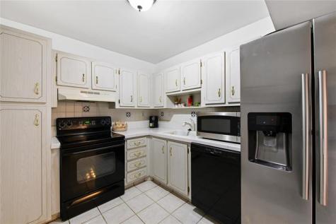 1400 Saint Charles Place Pembroke Pines FL 33026