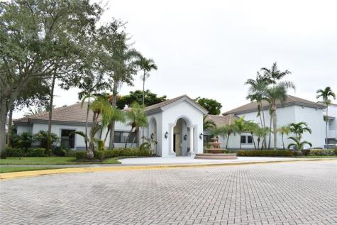 2600 S University Drive Davie FL 33328