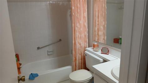 627 Sea Pine Way Greenacres FL 33415