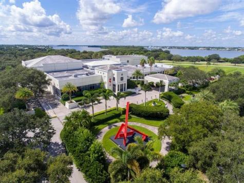 1901 Indian River Boulevard Vero Beach FL 32960