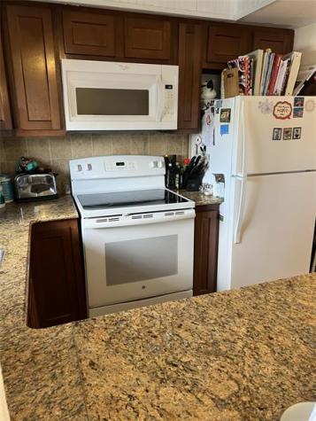 1901 Indian River Boulevard Vero Beach FL 32960