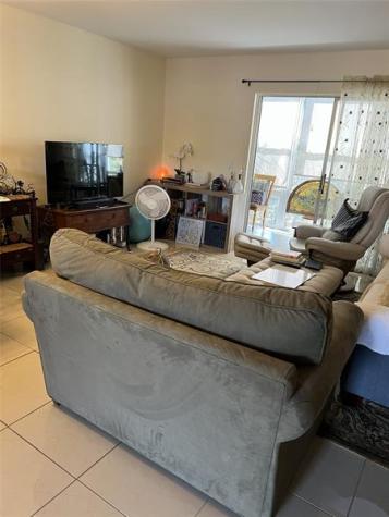1901 Indian River Boulevard Vero Beach FL 32960