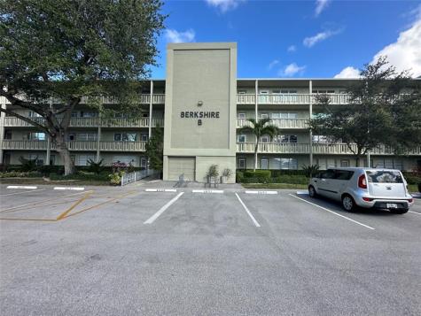 1031 Berkshire B Deerfield Beach FL 33442