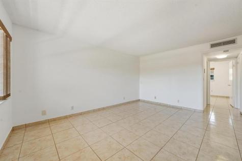 1455 N 12th Court Hollywood FL 33019