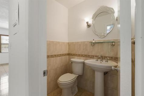 1455 N 12th Court Hollywood FL 33019