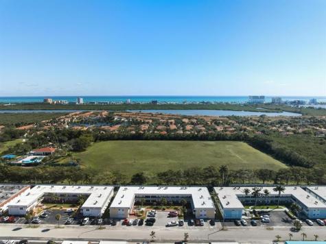 1455 N 12th Court Hollywood FL 33019