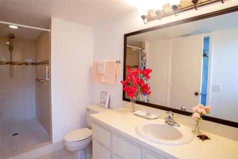 2112 S Cypress Bend Drive Pompano Beach FL 33069
