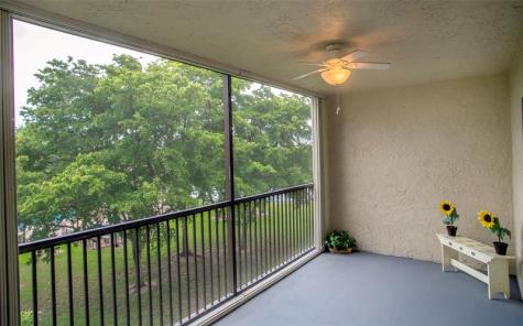 2112 S Cypress Bend Drive Pompano Beach FL 33069