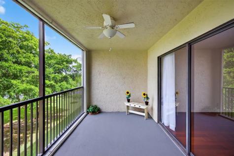 2112 S Cypress Bend Drive Pompano Beach FL 33069