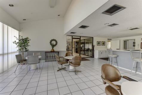 2112 S Cypress Bend Drive Pompano Beach FL 33069