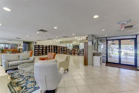2112 S Cypress Bend Drive Pompano Beach FL 33069
